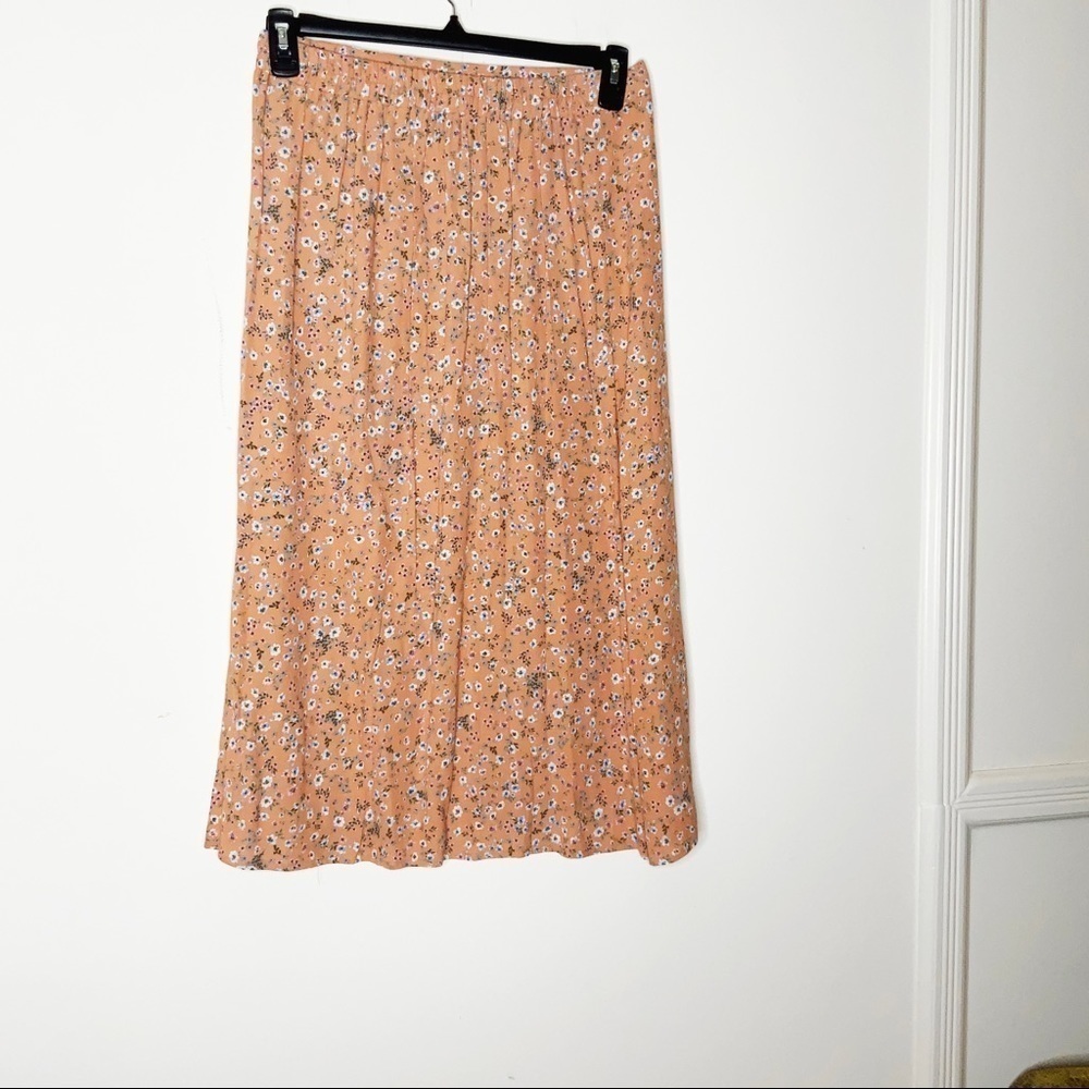 Ultra FLIRT Lizzie ditsy floral skirt. Junior L - Picture 3 of 8